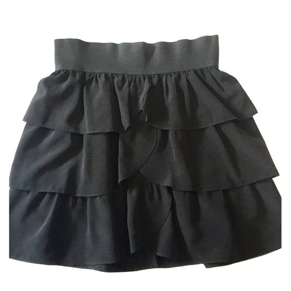 INC Black Ruffled Skirt Elastic waist Size 6